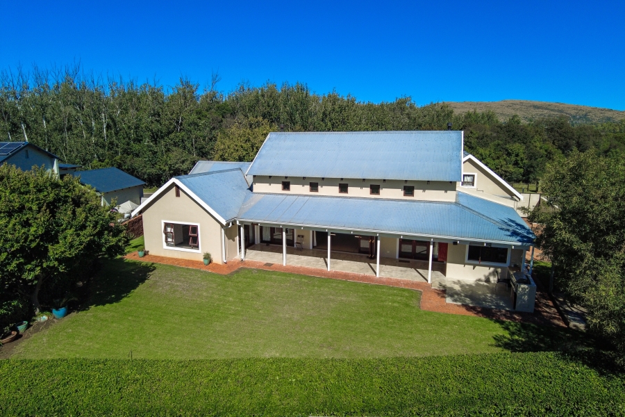 4 Bedroom Property for Sale in The Coves North West